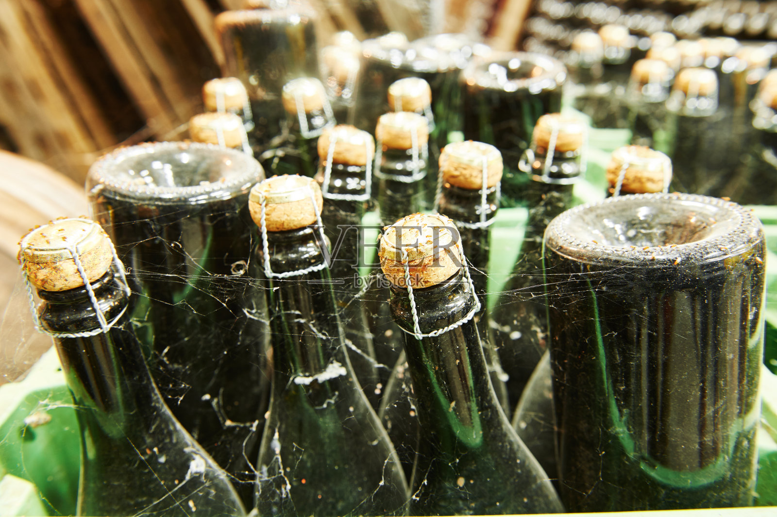 葡萄酒和香槟的生产在酒厂进行陈酿照片摄影